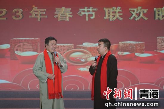 图为春晚表演现场。胡贵龙 摄 图为春晚表演现场。胡贵龙 摄