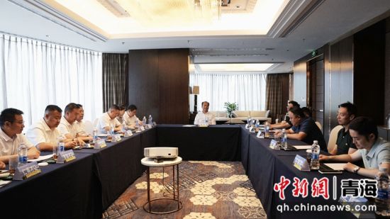 图为座谈会现场。张生军供图 图为座谈会现场。张生军供图