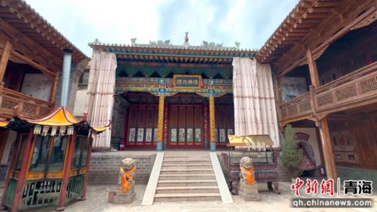图为二郎庙一景。陈宗淇 摄 图为二郎庙一景。陈宗淇 摄